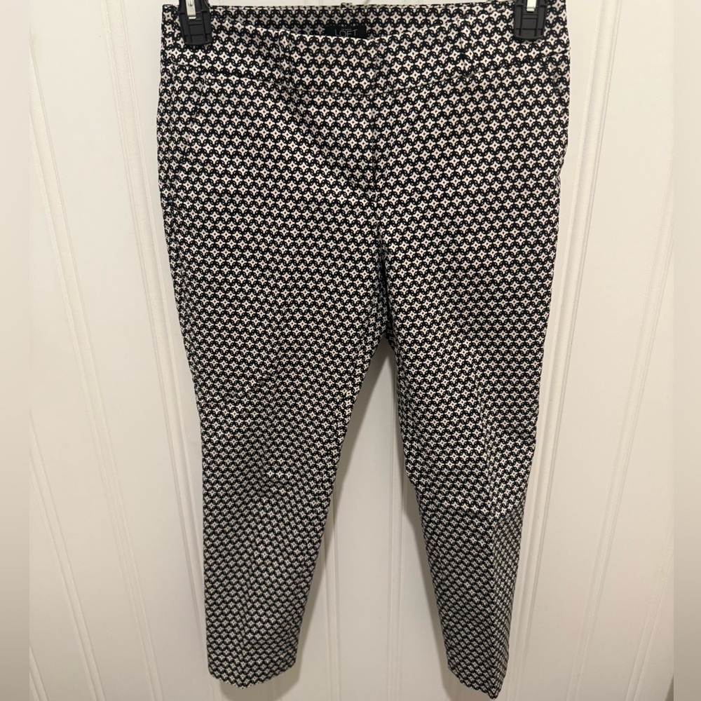 LOFT Ann Taylor Black and White Patterned Pants